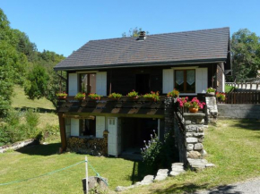 Гостиница Chalet Roche Rousse  Гресс-Ан-Веркор